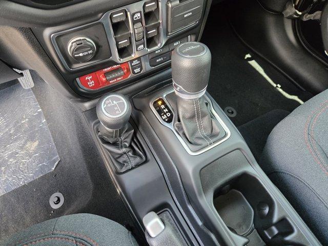 new 2025 Jeep Gladiator car, priced at $43,921