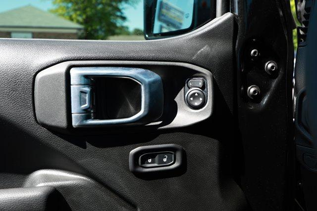 new 2026 Jeep Wrangler car, priced at $45,282