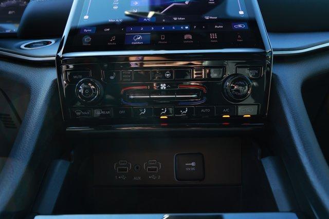 new 2025 Jeep Grand Cherokee car, priced at $40,840