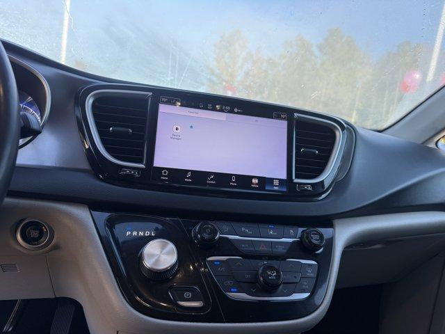 used 2022 Chrysler Pacifica car, priced at $16,980