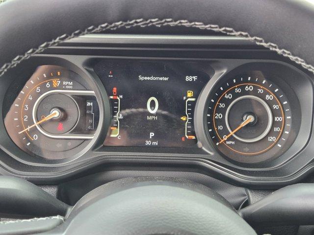 new 2025 Jeep Gladiator car, priced at $44,972