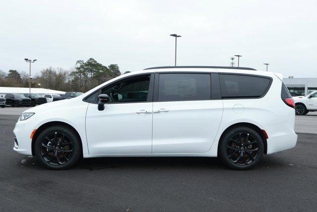 new 2026 Chrysler Pacifica car, priced at $44,250