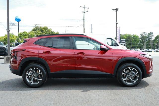 used 2025 Chevrolet Trax car, priced at $22,990