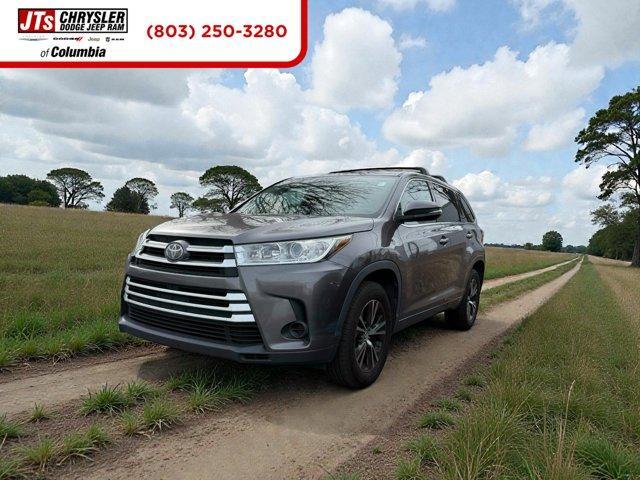 used 2017 Toyota Highlander car, priced at $14,990