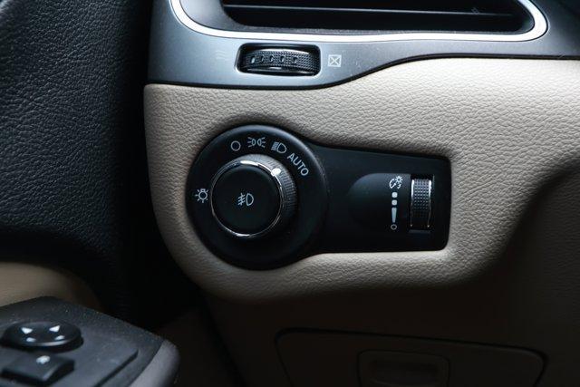 used 2019 Jeep Cherokee car, priced at $11,990