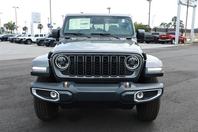 new 2026 Jeep Gladiator car, priced at $47,909