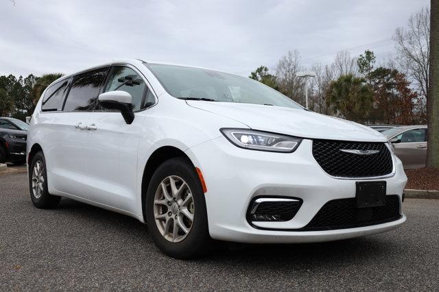 used 2023 Chrysler Pacifica car, priced at $23,613