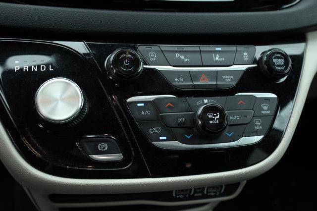 used 2023 Chrysler Pacifica car, priced at $23,613