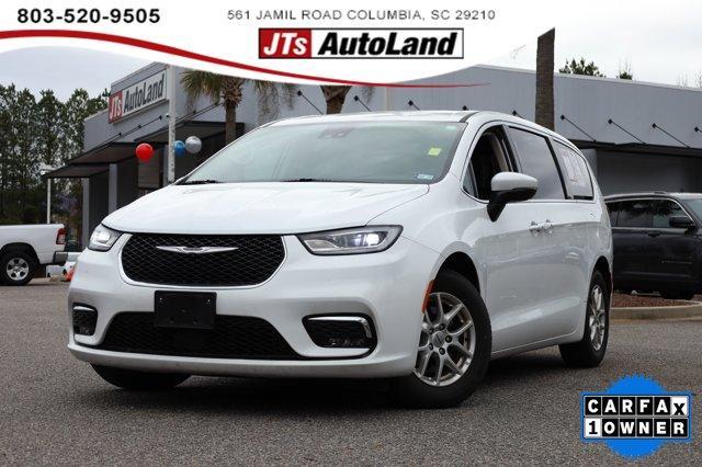 used 2023 Chrysler Pacifica car, priced at $23,613