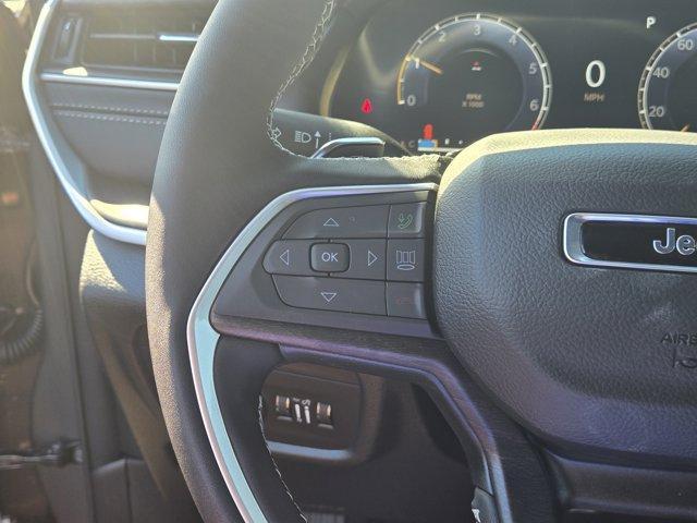 new 2025 Jeep Grand Cherokee car, priced at $40,480