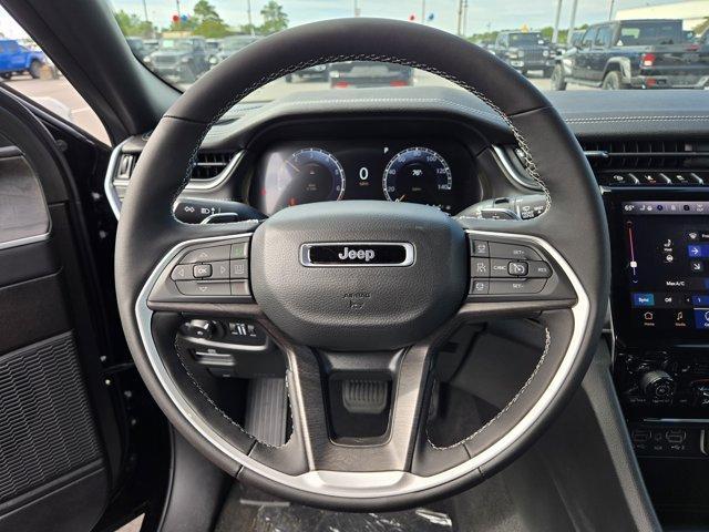 new 2025 Jeep Grand Cherokee car, priced at $37,730