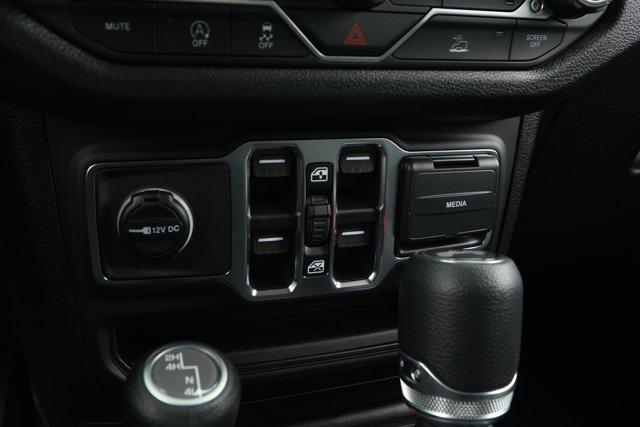 new 2026 Jeep Wrangler car, priced at $45,552