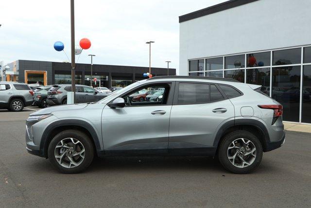 used 2025 Chevrolet Trax car, priced at $22,990