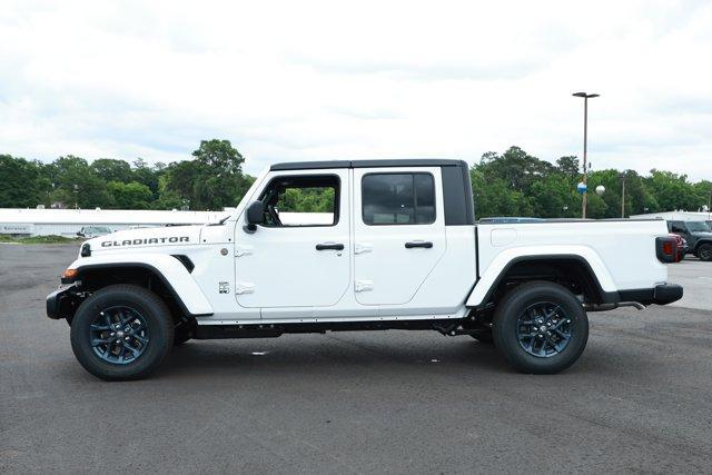 new 2026 Jeep Gladiator car, priced at $47,373