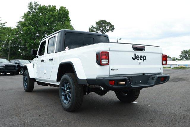 new 2026 Jeep Gladiator car, priced at $47,373