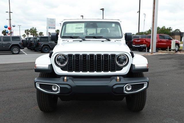 new 2026 Jeep Gladiator car, priced at $47,373
