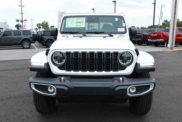 new 2026 Jeep Gladiator car, priced at $47,373