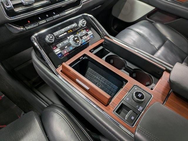 used 2022 Lincoln Navigator car, priced at $55,077