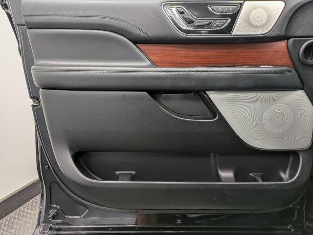 used 2022 Lincoln Navigator car, priced at $55,077