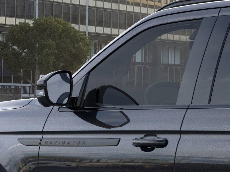 new 2026 Lincoln Navigator car, priced at $112,235