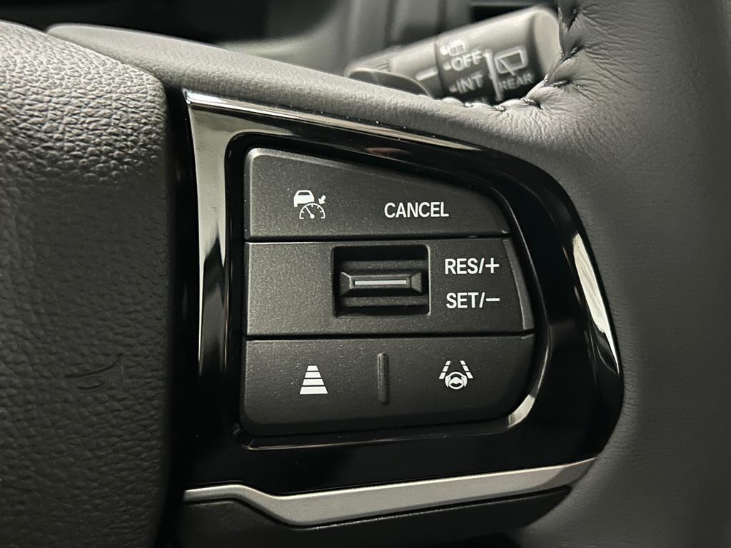 new 2026 Honda Odyssey car, priced at $42,909