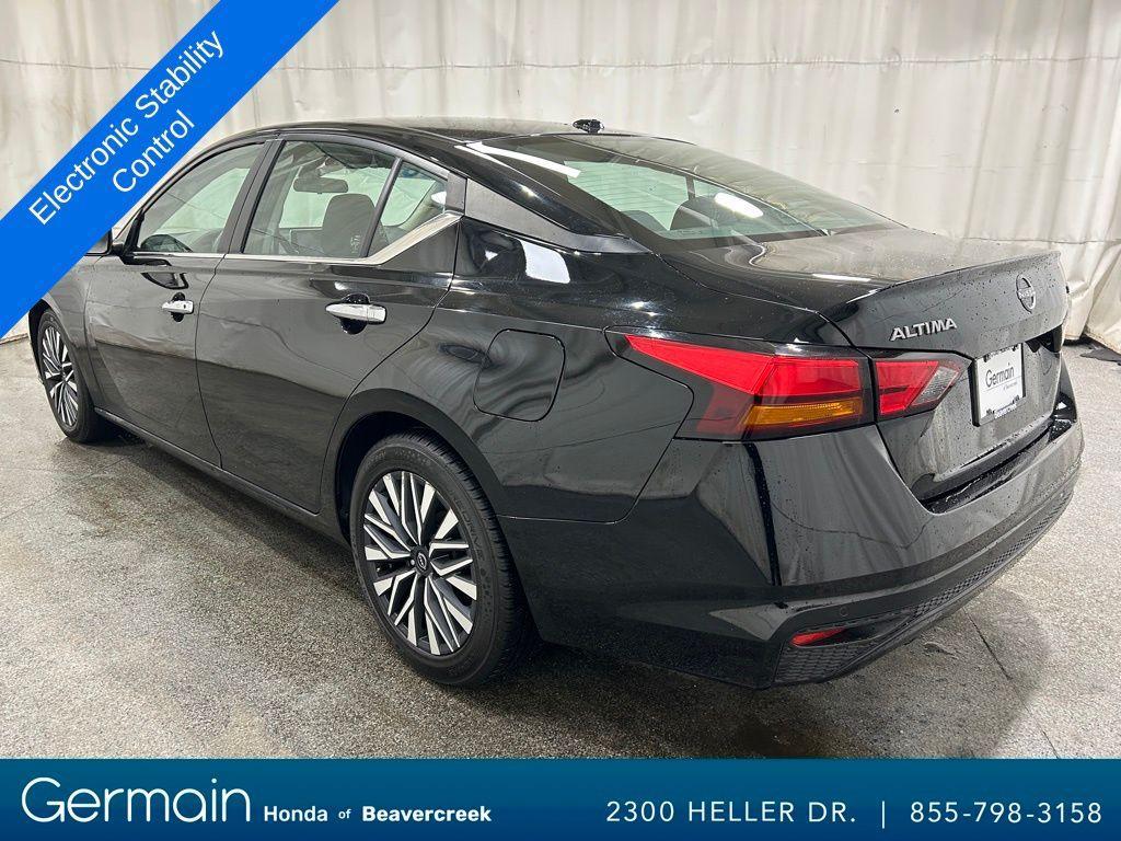 used 2023 Nissan Altima car, priced at $17,987