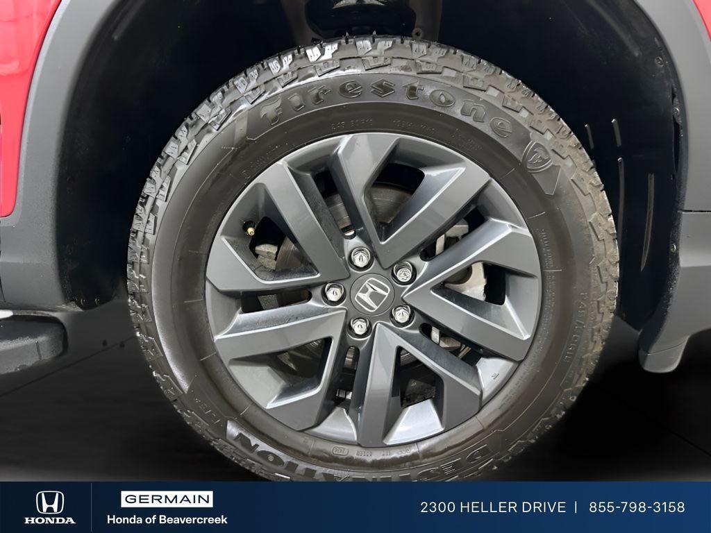 used 2025 Honda Ridgeline car, priced at $33,252