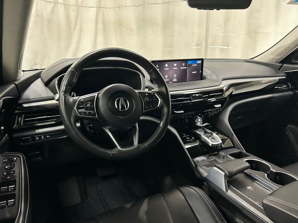 used 2024 Acura MDX car, priced at $45,937