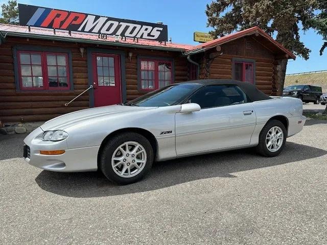 used 2000 Chevrolet Camaro car, priced at $10,900