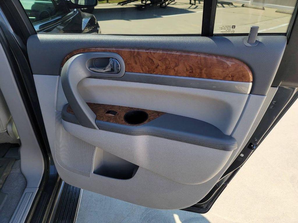 Cyber Gray Metallic 2011 Buick Enclave 2XL