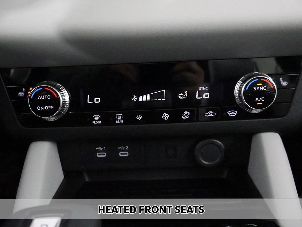 new 2025 Mitsubishi Outlander car, priced at $36,200