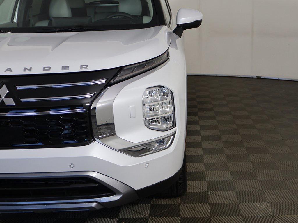 new 2025 Mitsubishi Outlander car, priced at $34,145
