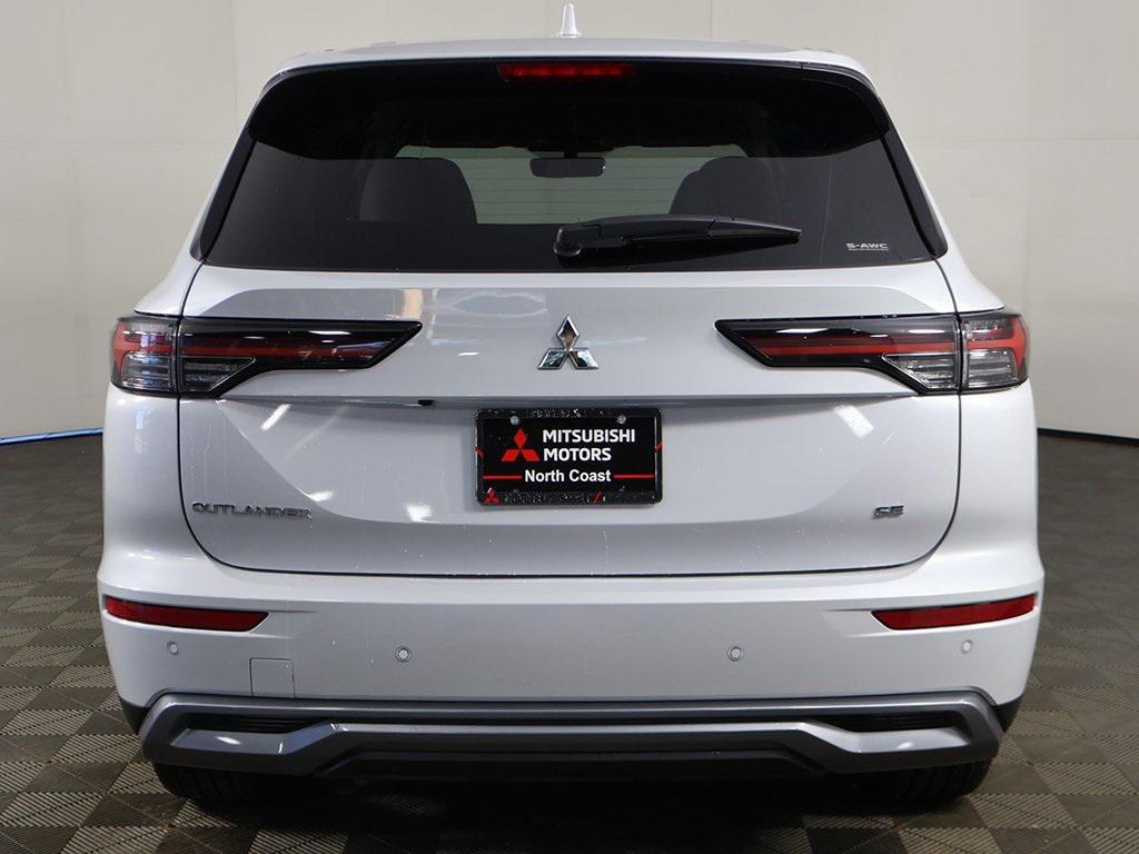 new 2025 Mitsubishi Outlander car, priced at $34,145