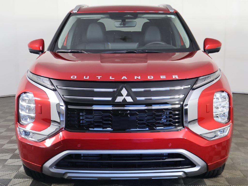 new 2025 Mitsubishi Outlander car, priced at $39,300