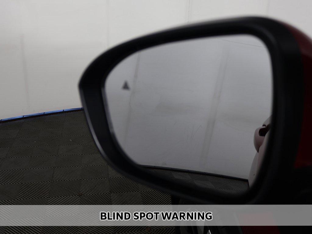 new 2025 Mitsubishi Outlander car, priced at $39,300