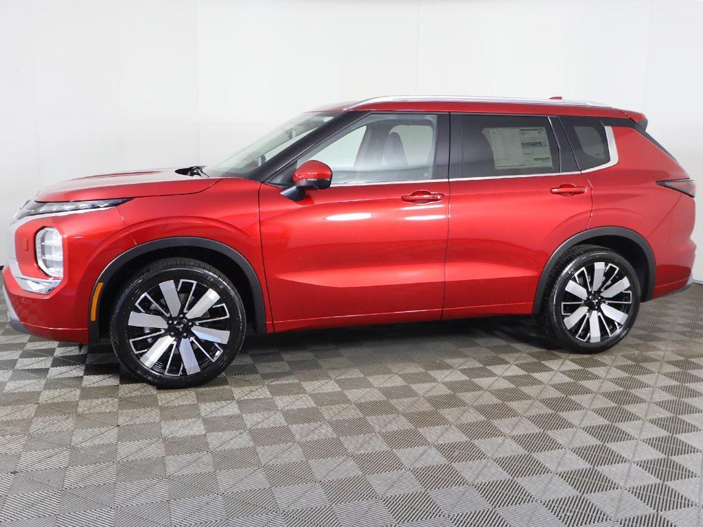 new 2025 Mitsubishi Outlander car, priced at $39,300