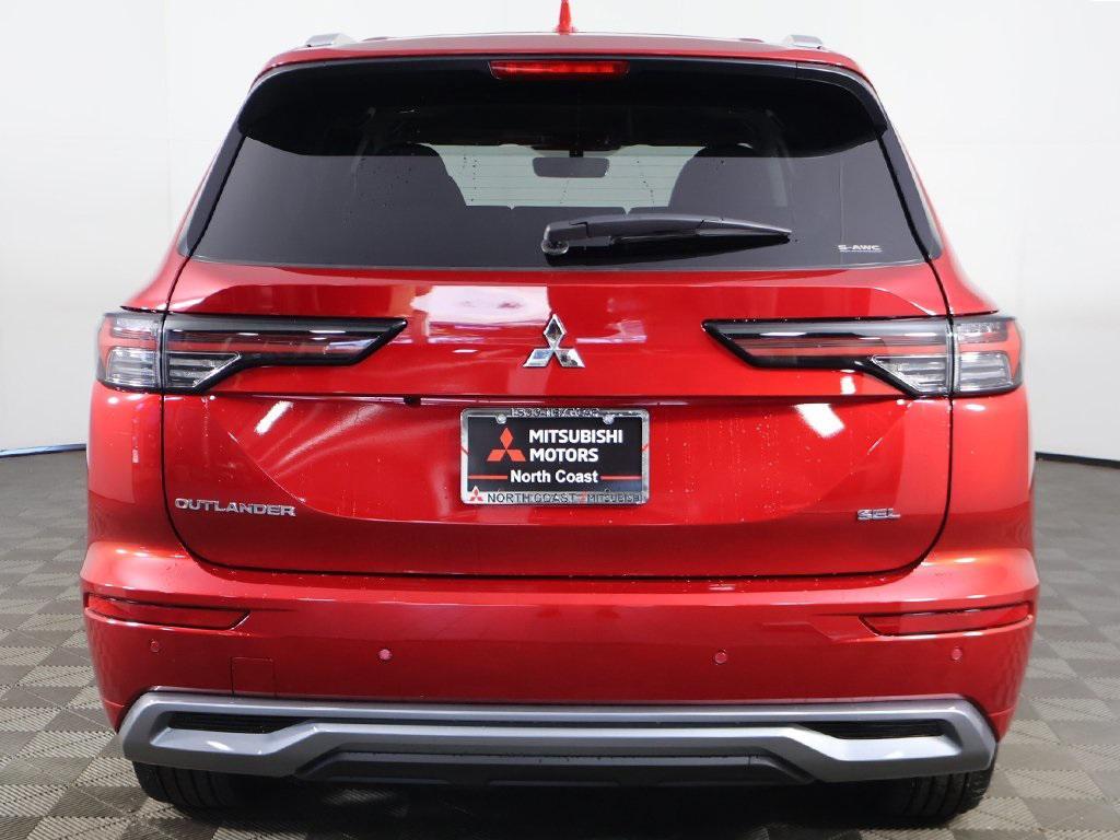 new 2025 Mitsubishi Outlander car, priced at $39,300