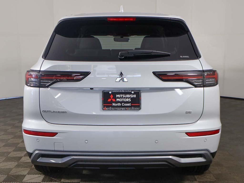 new 2026 Mitsubishi Outlander car, priced at $39,240