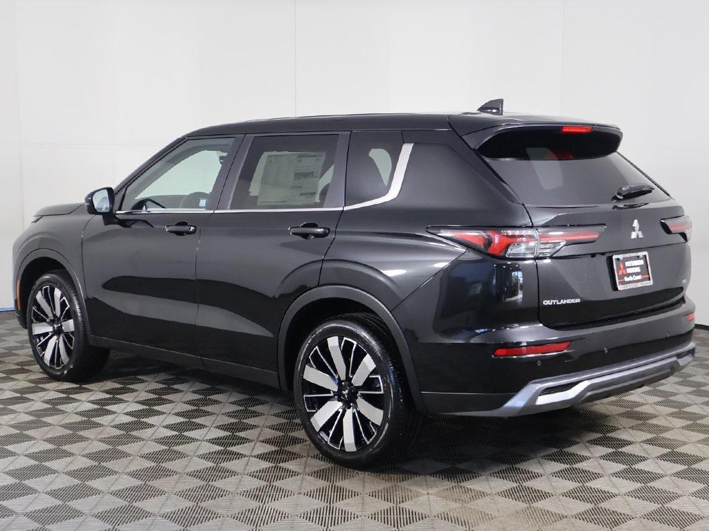 new 2025 Mitsubishi Outlander car, priced at $34,115