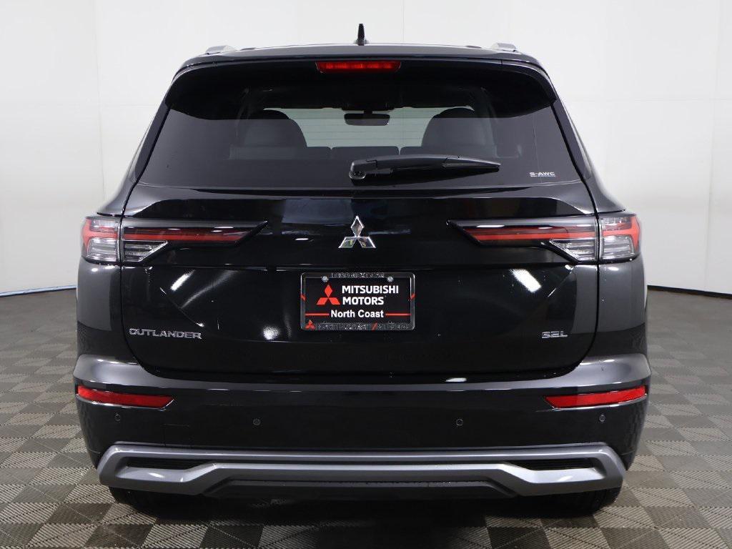 new 2025 Mitsubishi Outlander car, priced at $39,195