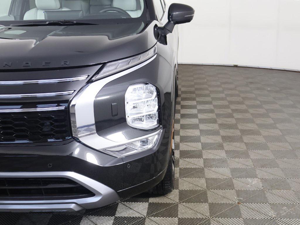 new 2025 Mitsubishi Outlander car, priced at $39,195