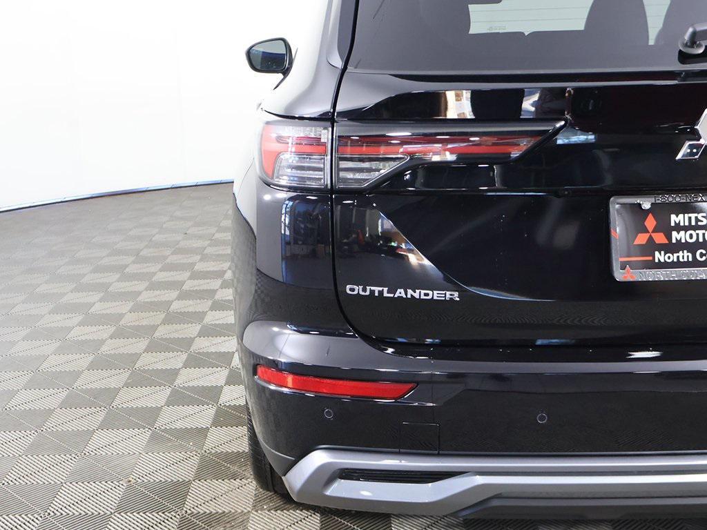 new 2025 Mitsubishi Outlander car, priced at $36,750