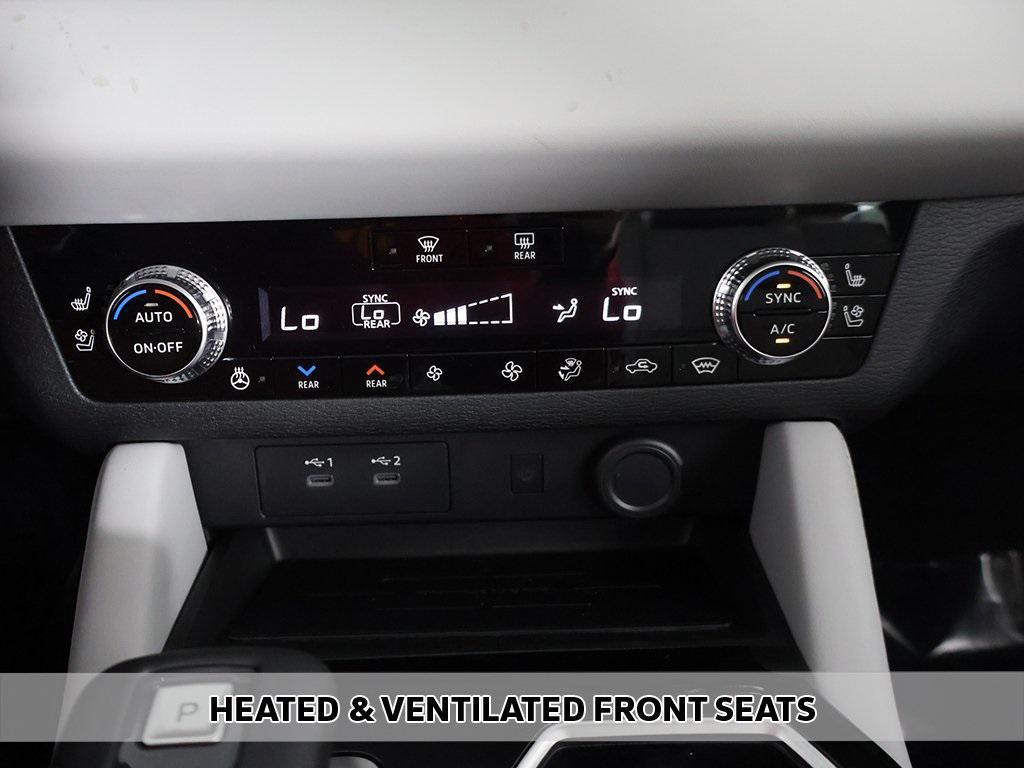 new 2025 Mitsubishi Outlander car, priced at $42,290