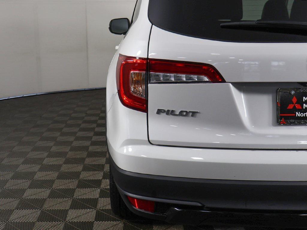 used 2022 Honda Pilot car, priced at $26,990