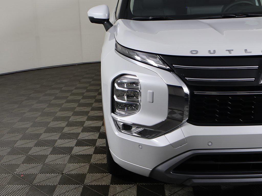 new 2025 Mitsubishi Outlander car, priced at $38,860