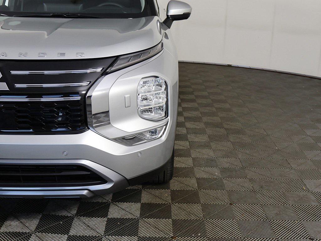 new 2025 Mitsubishi Outlander car, priced at $33,530