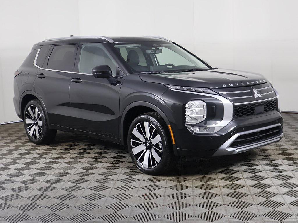 new 2025 Mitsubishi Outlander car, priced at $38,860