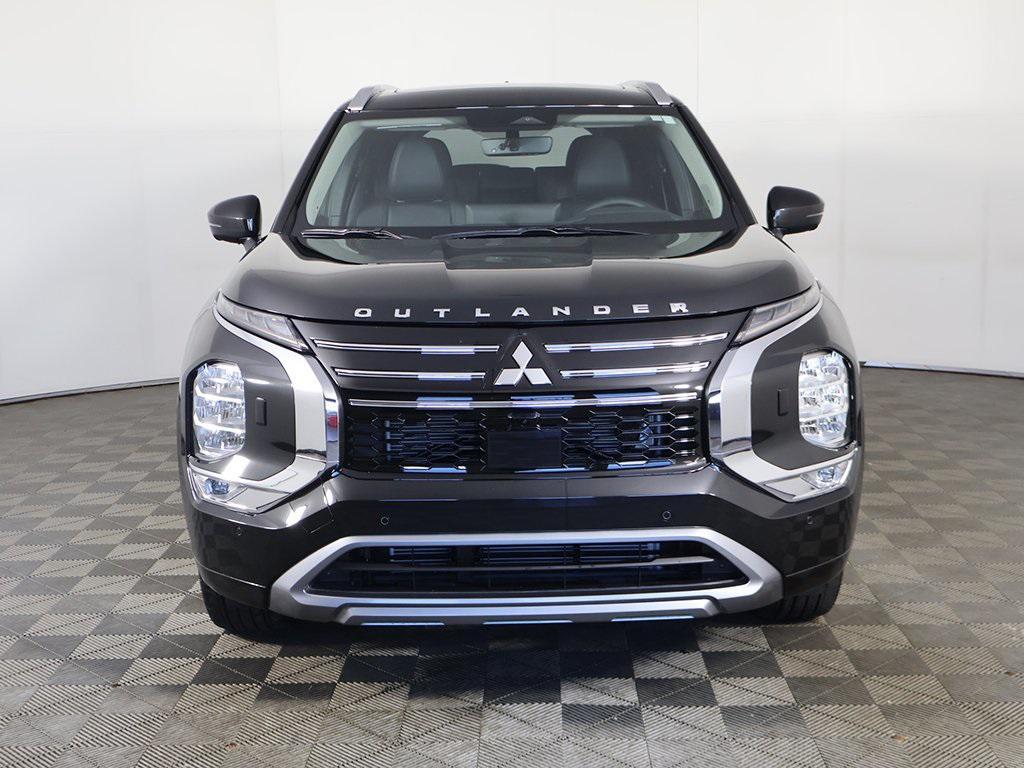 new 2025 Mitsubishi Outlander car, priced at $38,860