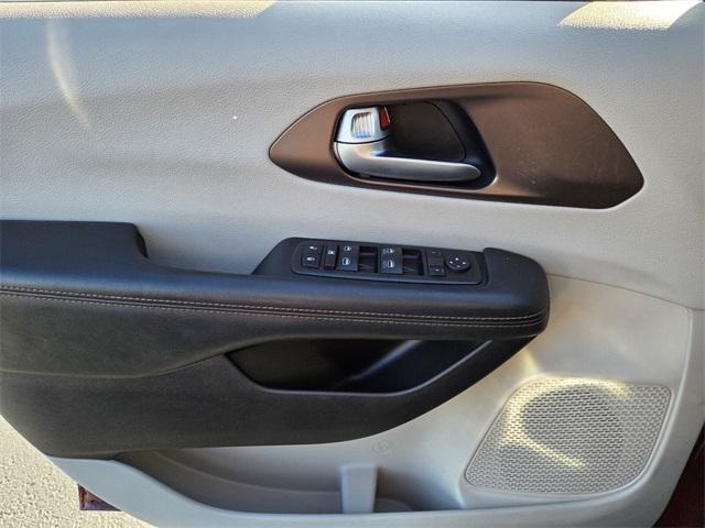 used 2017 Chrysler Pacifica car, priced at $10,490