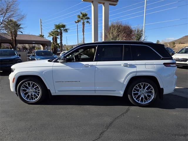 used 2022 Jeep Grand Cherokee car, priced at $37,390
